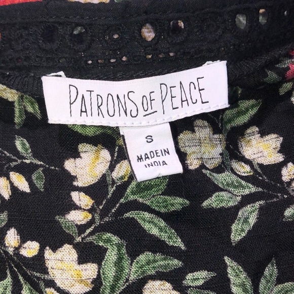 Patrons of Peace size small black floral boho top - Picture 5 of 6
